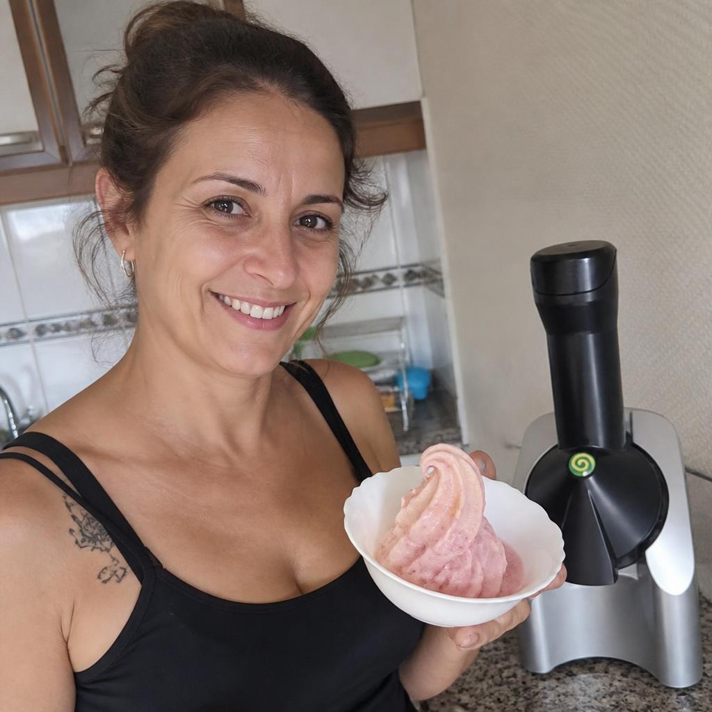 Elena Ruiz, autora de la reseña, en su cocina